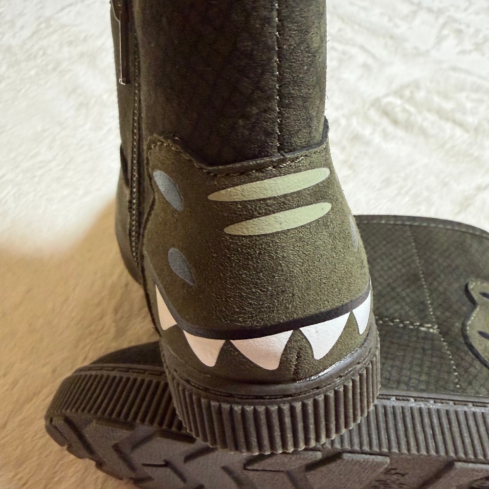 Cat & Jack Dino Boots Kids Size 9 Olive Green Dinosaur Faux Fur Lined Zip Up - Picture 3 of 9